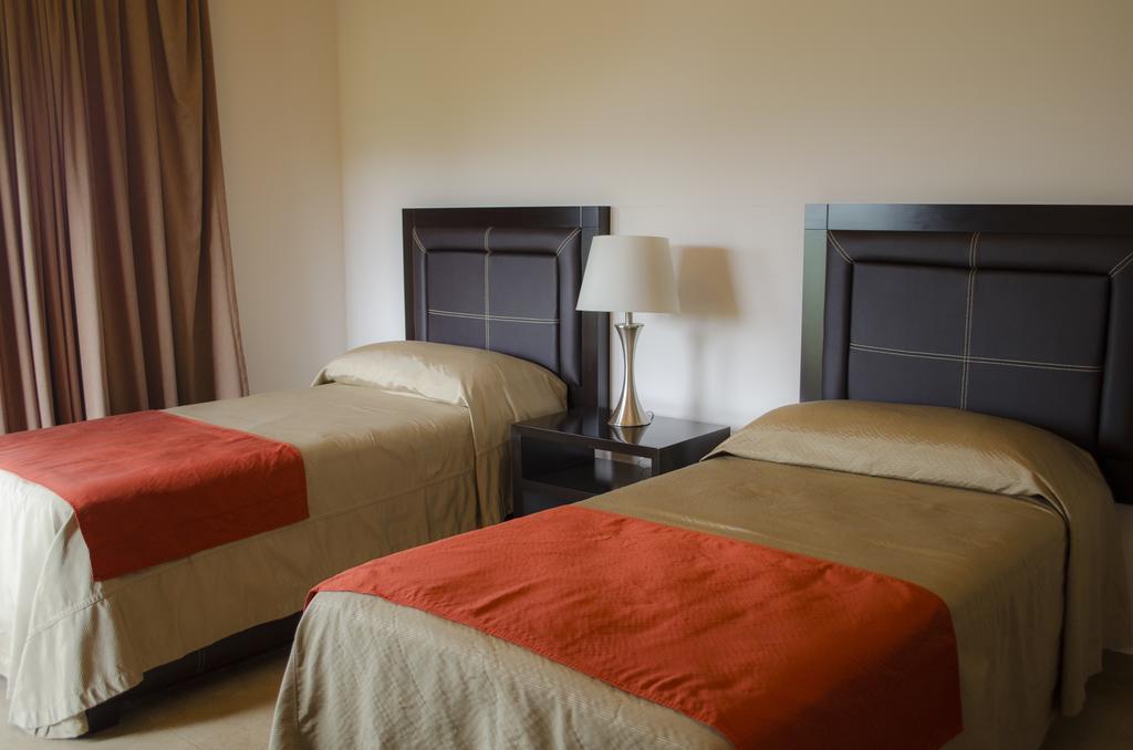 Villaseca Hotel Spa Golf Leon Bagian luar foto